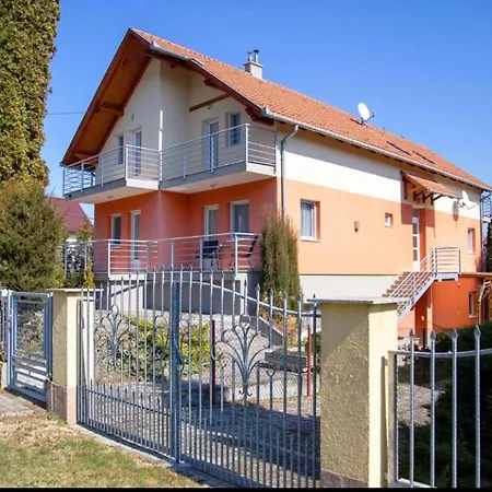 Bonita Apartmanhaz *